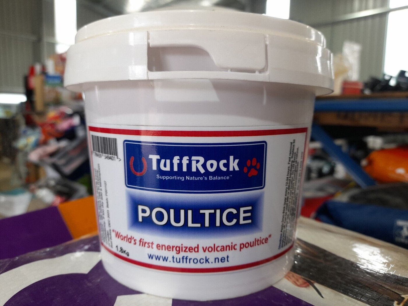 Tuffrock Poultice 1.8kg [sz:1.8kg]