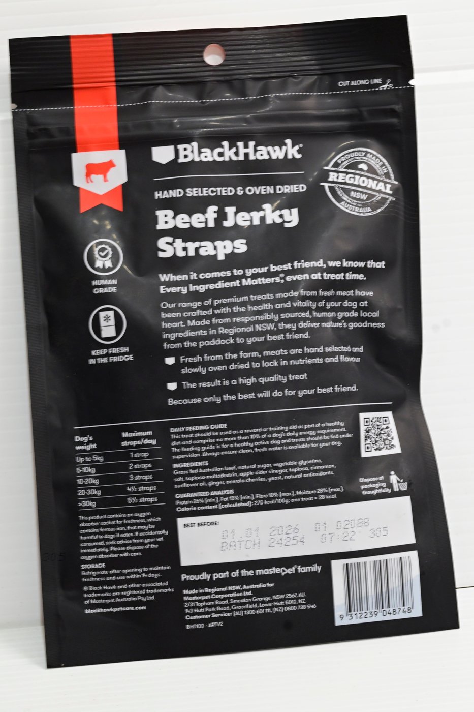 9312239048748_6.jpg Black Hawk Dog Treats Beef Jerky Straps 100g